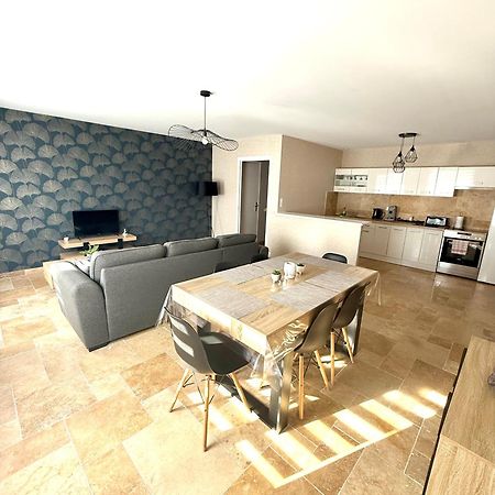 Appartamento Le Petit Phuket Saint-Laurent-sur-Saone Esterno foto